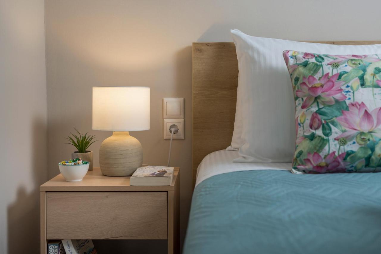 Floral Beach Apt With Lux Extras & Special Treats Kolymbari Extérieur photo