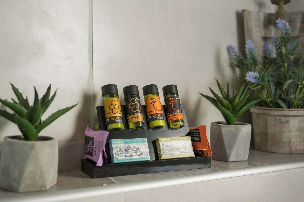 Floral Beach Apt With Lux Extras & Special Treats Kolymbari Extérieur photo